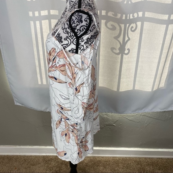 1. State Printed One- Shoulder Cocktail Dress.  Super bloom. Boho cold shoulder - Picture 7 of 13